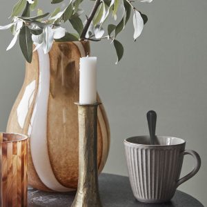 Ljusstake Ticca Antique Gold 16 cm från House Doctor