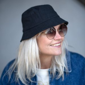 Bucket hatt i linne – black