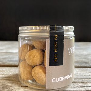 Gubbvrål – Vit choklad och saltlakrits