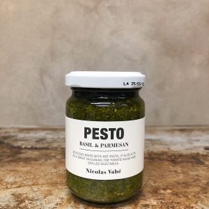 Pesto / Basilika & parmesan